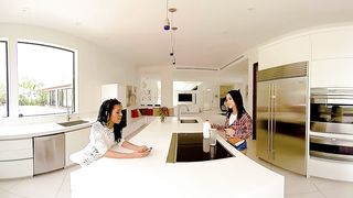 VR Porn - Two Lesbian Roommates Finally Make Out