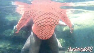 Black escort Underneath water Backshot outdoors