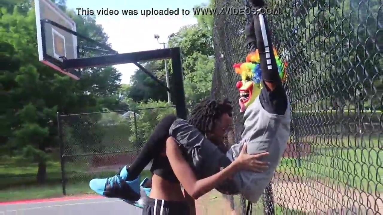 Free WNBA player sucks my shlong on there practice court Porn Video - Ebony  8