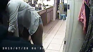 Black sweetheart: Putting on My fav jeans