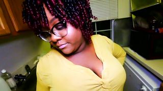 Psycho Girlfriend Destroys Boy's PS4 Controller with her Squirting Pussy