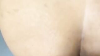 LATIN BABE THOT FROM THE BRONX TAKES DICK IN STAIRCASE