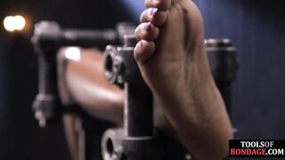 DEVICE SLAVERY - Supple ebony subject dominated during the time that fastened in tools