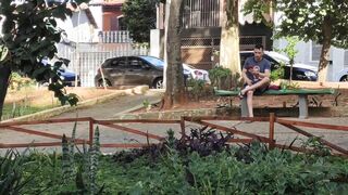 Encontrei a Bruna Ebony na praça, fomos para o hotel , não resistir essa safada meti no pêlo e gozei dentro. Realizei meu grande sonho! (Bruna Ebony)