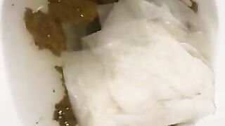 POV SCATQUEEN UP CLOSE POOP