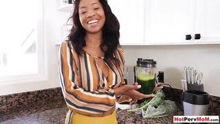 Black Mother I'd Like To Fuck Fitness Stepmother September Reign Tasting Stepsons Large White Weenie Hd Wife Masterbation