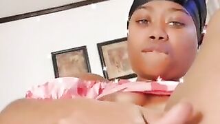 Small Black Finger and Smack Her Pleasant Creamy Snatch