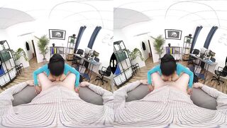 Squ33z3 VR - 0ff1c3 Pl34sur3s (T1n4 F1r3) - Tina Fire