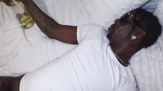 Jaymee Green Wakes @IAmSlimPoke Up With A Blow Job! - Ig: Jaymeegreenx