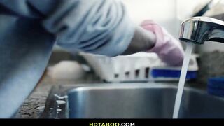 PURE TABOO Scarlit Scandal takes the delivery dude's knob on the daybed!