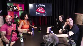 Pedro talks about Playboy and Santa Caliente when the hawt ebony woman is scared by the ebony Top Delícia schlong - Dieni Gaúcha and Pedro Albuquerque