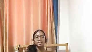 Stickyandwet69 squirting from using sex toy