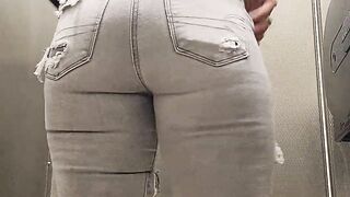 Black mother i'd like to fuck passing a ideal stream in public bath