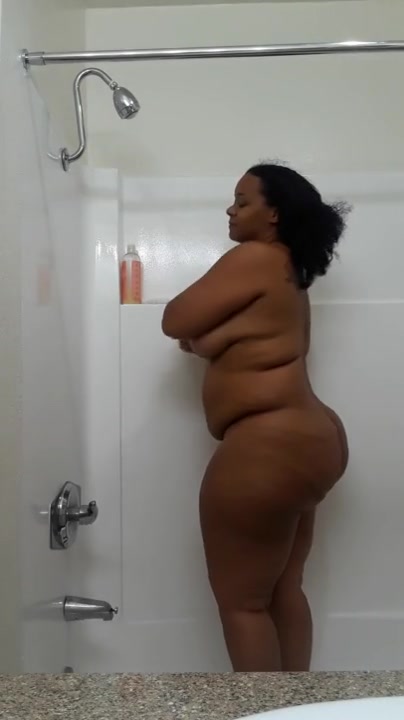 Shower Hairy - Free Big Booty MILF Masturbates in Shower and Forgets to Shave Hairy Pussy  Porn Video - Ebony 8