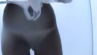 Hotty caught changing bikini for raiment