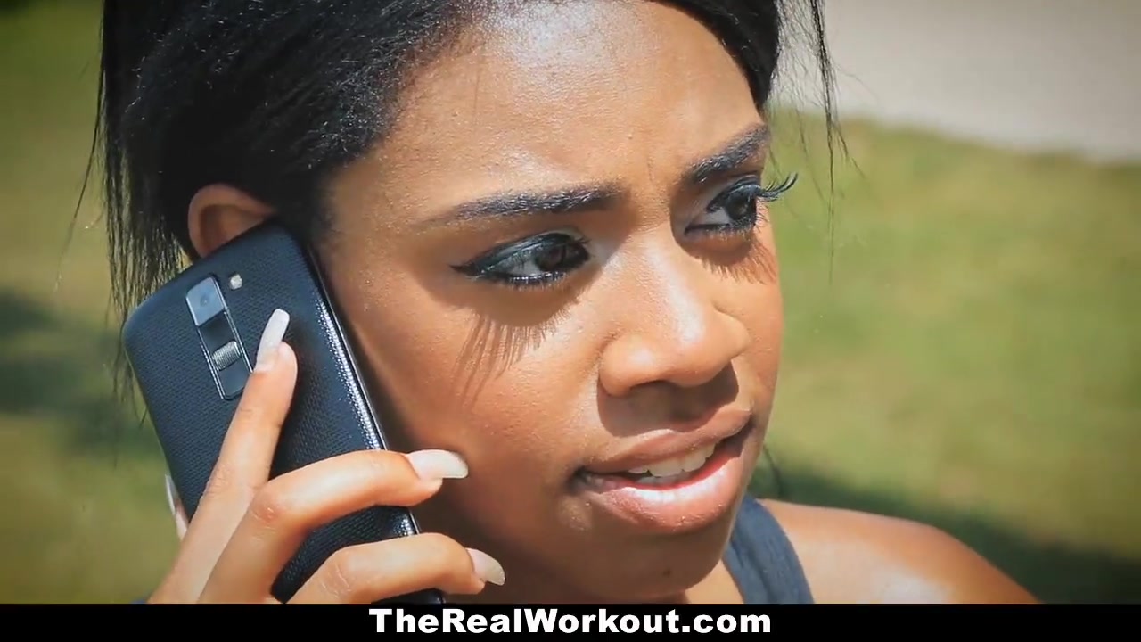 Free TheRealWorkout- Curvy Ebony Rides Trainer After Workout ...