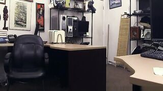 Ebony pawnshop amateur sucking for greater quantity money