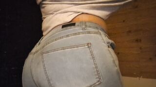 Do u like my jeans?????