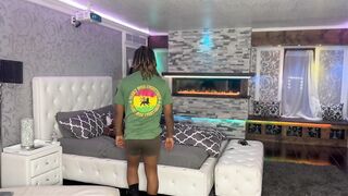 Kendale - (Netflix & Bang) We Didn’t Even Discover A Video Skip The Netflix Stright To Screwing