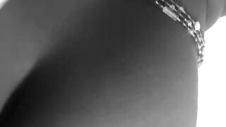 PAY ATTENTION DOXY THE ROD IS BIGGEST