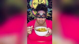 Caribbean Curry Chicken Mukbang - Riley de Leon