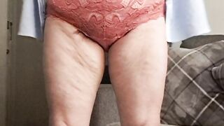 aged mother i'd like to fuck in filthy pants