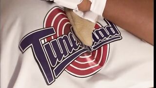 LOLA BUNNY Lost Her VIRGINITY To BUGS BUNNY’S 9 INCH WANG