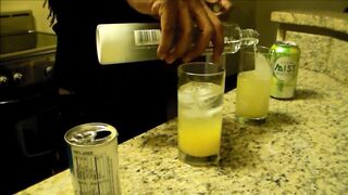 Tatted large butt cutie sucks and bangs