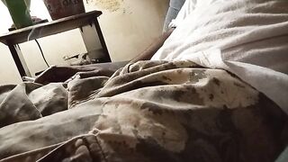 ???????????????? RELAXING IN HER HUSBANDS RECLINER...????????????HOPE THAT GUY DONT WATCH THIS EPISODE!????????????????