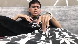 My little stepsister is doing exercises and I assist her with her cardio and I screw her hard - Spanish porn - Russian porn