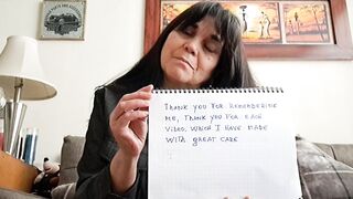 Older mother i'd like to fuck seducing opening her rich curly snatch