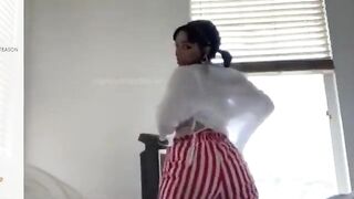Doja Cat Twerking
