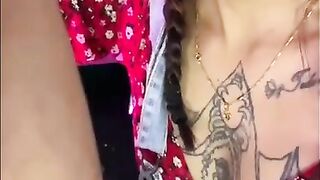 la Colombiana Silver haciendo un hermoso deepthroat