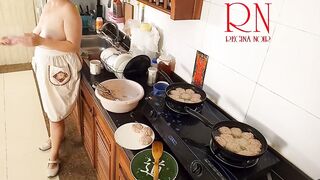 Nudist housewife Regina Noir cooks at the kitchen. Stripped maid. Nude housewife. s3