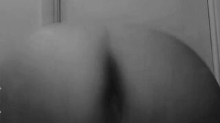 CLOSE UP big beautiful woman ANAL SHAKING BUTT FOR DAD BBC