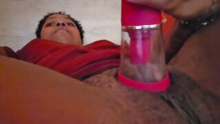 Vagina pumping clitoris licking