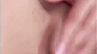 I LOVE TOUCHING MYSELF FOR MY BOYFRIEND U WANT TO WATCH