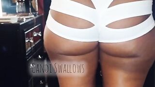 Nifty ebony butt in ass shorts