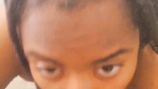 Jade meets her gym crush and shows him a priceless time