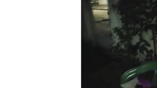 Sucking wang in the midst of the street.