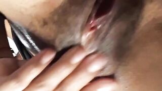 Katyperla se masturba en la casa de su amante