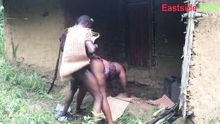 The hunter banged outdoor with the Kings wife