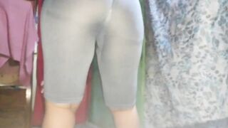 Very hawt brunette hair has a large butt working out