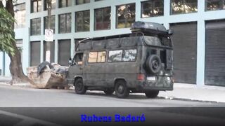 O negão arrombou a bucetinha da vovó no motor home nas ruas de São Paulo (EPISODE INÉDITO SEM CORTES)