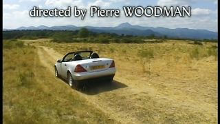 Une black sexy rencontre un mec pour une baise rapide