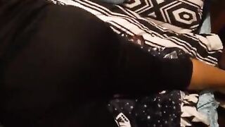 Black big beautiful woman bouncing that butt