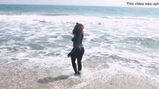 OCEAN WAVES AND MY SNATCH JAM TOGETHET, I WAS A FATAL ACCIDENT