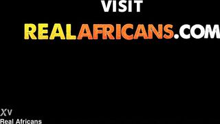 Amateur Black Sweetheart Dances Her Way Onto Massive Ebony Schlong