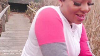 large booty and wench joggin to suck schlong in park