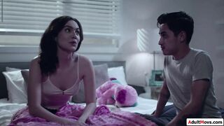 Man ends up in his gfs stepsisters bedroom when trying to sneak out.Turns out the brunette hair chick is super lascivious and this babe will aid after shes licked